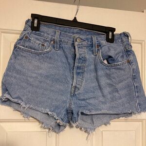 511 Levi Shorts SZ 28-fit like 27